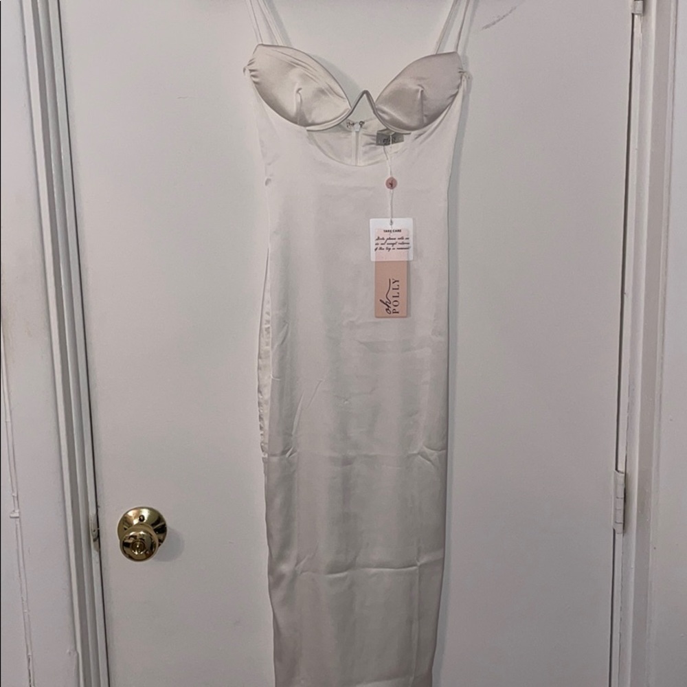 Oh Polly:Ahead OfThe Curve Satin CutOut Midi Dress